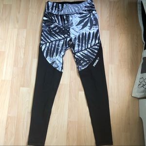 Printed Gymshark leggings Size M